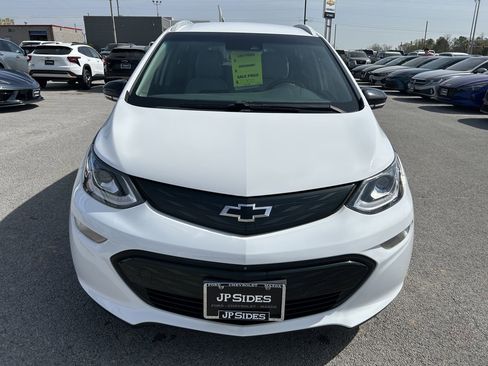 Used 2019 Chevrolet Bolt Premier w/ Infotainment Package image 7