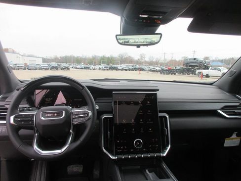 New 2026 GMC Acadia Elevation w/ Super Cruise Package FWD image 17