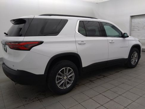 Used 2023 Chevrolet Traverse LT FWD image 10