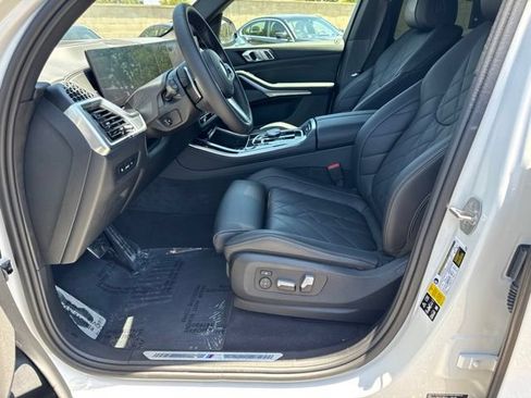 Used 2024 BMW X5 xDrive40i w/ M Sport Package AWD/4WD image 21