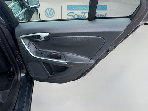 Used 2014 Volvo S60 T5 image 29