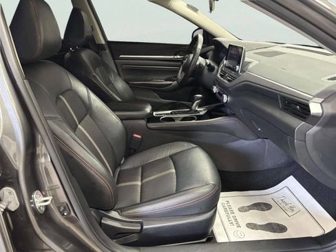 Used 2023 Nissan Altima 2.5 SR AWD/4WD image 20