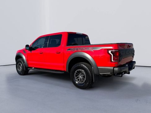 Used 2019 Ford F150 Raptor w/ Equipment Group 802A Luxury image 4