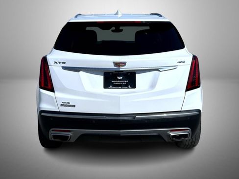 Certified 2025 Cadillac XT5 Premium Luxury w/ Technology Package AWD/4WD image 6