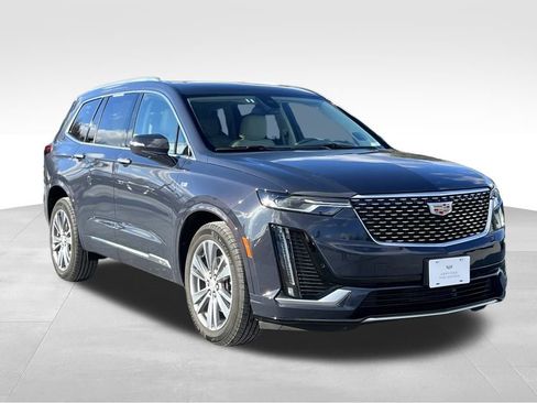 Certified 2025 Cadillac XT6 Premium Luxury image 1
