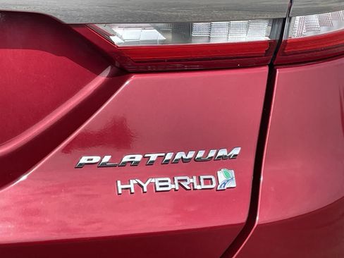 Used 2017 Ford Fusion Platinum FWD image 39