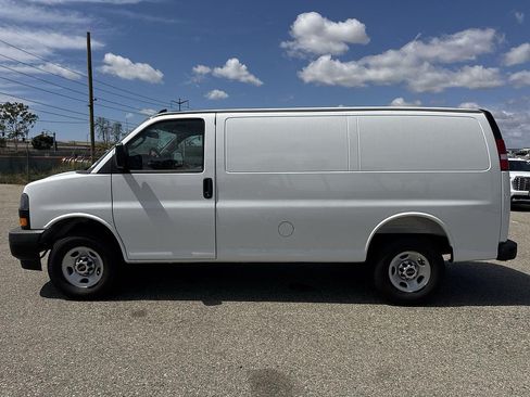 New 2026 GMC Savana 2500 w/ Driver Convenience Package RWD image 5