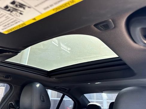Used 2019 BMW 330i Sedan RWD image 10