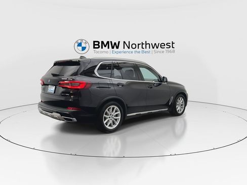 Used 2021 BMW X5 xDrive45e w/ Premium Package image 3