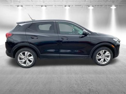 Used 2024 Buick Encore GX Preferred w/ Comfort Package FWD image 5