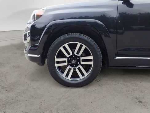 Used 2021 Toyota 4Runner Limited AWD/4WD image 9