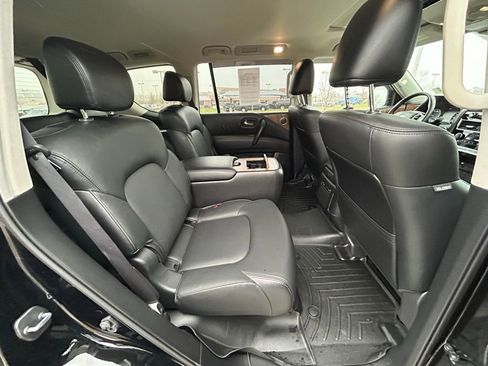 Used 2024 Nissan Armada SL w/ Captain's Chairs Package AWD/4WD image 30