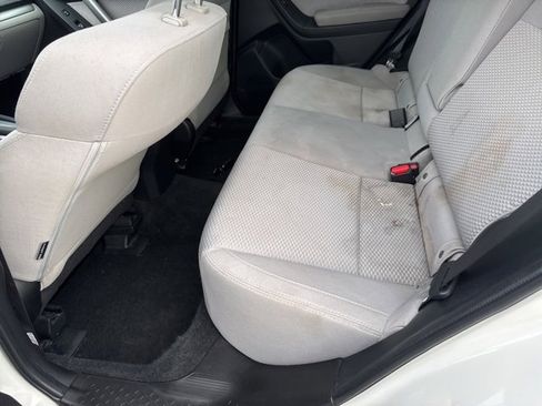 Used 2018 Subaru Forester 2.5i Premium w/ All-Weather Package image 12