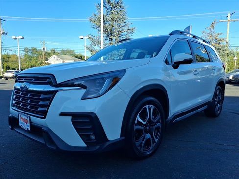 Certified 2023 Subaru Ascent Limited image 3