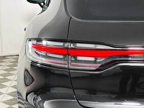 New 2026 Porsche Macan image 12