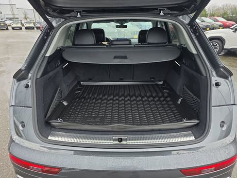 Used 2020 Audi Q5 e Premium Plus AWD/4WD image 16