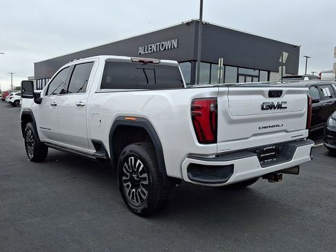 Used 2024 GMC Sierra 2500 Denali Ultimate image 4