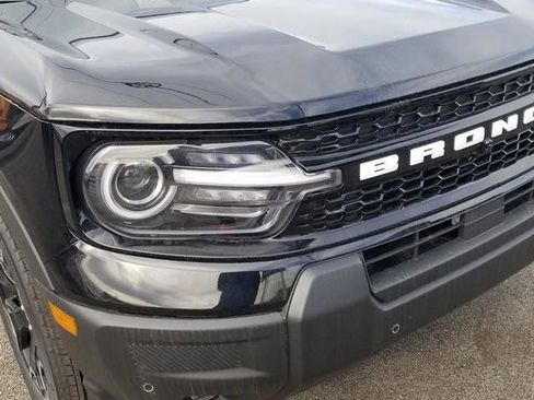 New 2025 Ford Bronco Sport Outer Banks w/ Outer Banks Tech Package+ AWD/4WD image 11
