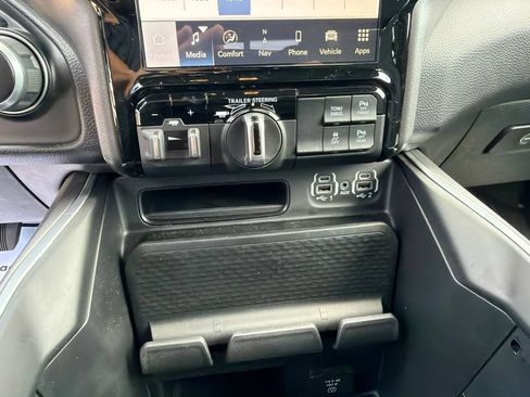 Used 2023 RAM 1500 Big Horn AWD/4WD image 29