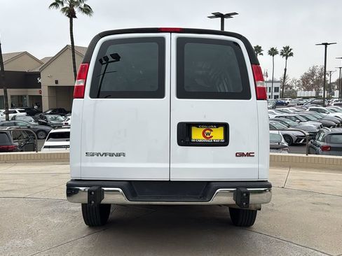 Used 2023 GMC Savana 2500 w/ Driver Convenience Package image 4
