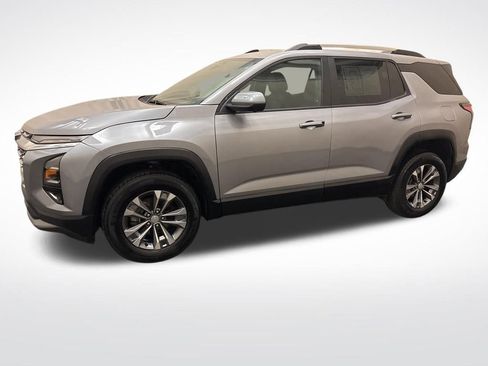 Used 2025 Chevrolet Equinox LT w/ Convenience Package II image 9