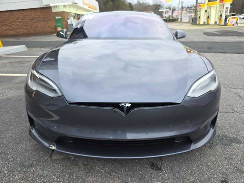 Used 2021 Tesla Model S Plaid image 8