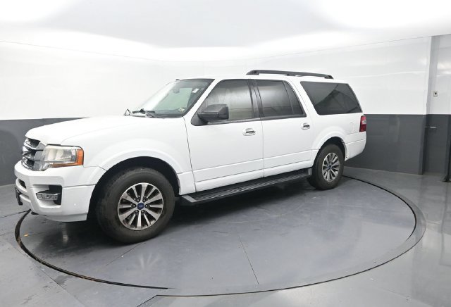 Used 2017 Ford Expedition EL XLT w/ Equipment Group 202A AWD/4WD image 3