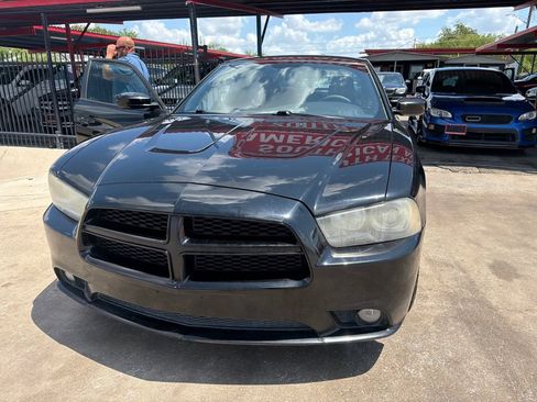 Used 2013 Dodge Charger R/T RWD image 32