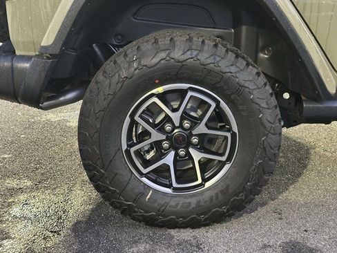 New 2026 Jeep Wrangler Unlimited Rubicon image 17