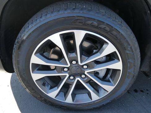 Used 2022 Jeep Grand Cherokee L Overland w/ Advanced Protech Group III AWD/4WD image 10