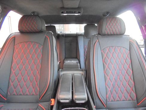 Used 2016 Bentley Flying Spur V8 image 11