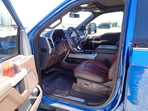 Used 2022 Ford F350 King Ranch w/ King Ranch Ultimate Package image 6