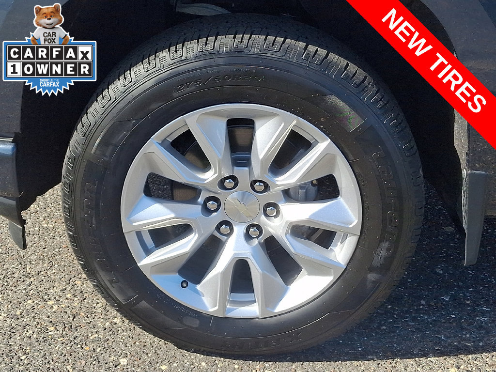 Used 2021 Chevrolet Silverado 1500 Custom w/ LPO, Dark Essentials Package AWD/4WD image 8