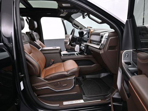 Used 2024 Ford F350 King Ranch image 19
