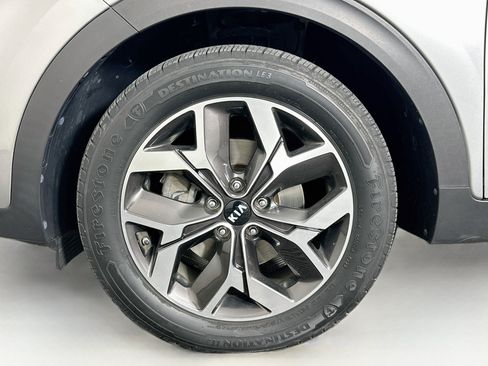 Used 2020 Kia Sportage EX FWD image 11