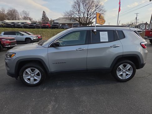 Certified 2022 Jeep Compass Latitude AWD/4WD image 6