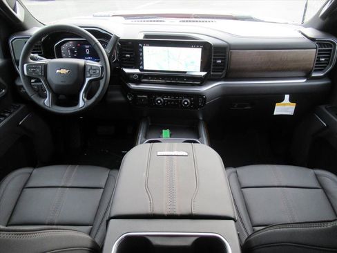 New 2026 Chevrolet Silverado 3500 High Country w/ Technology Package AWD/4WD image 13