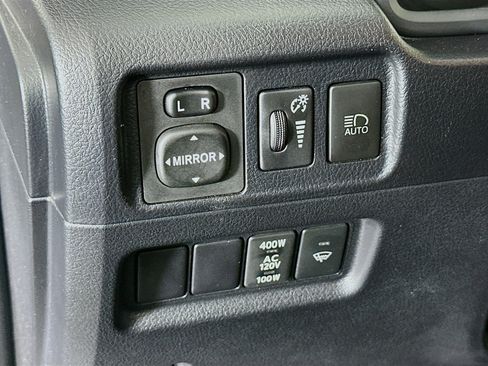 Used 2024 Toyota 4Runner SR5 image 17