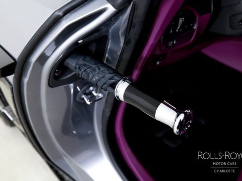Used 2025 Rolls-Royce Spectre Black Badge image 16