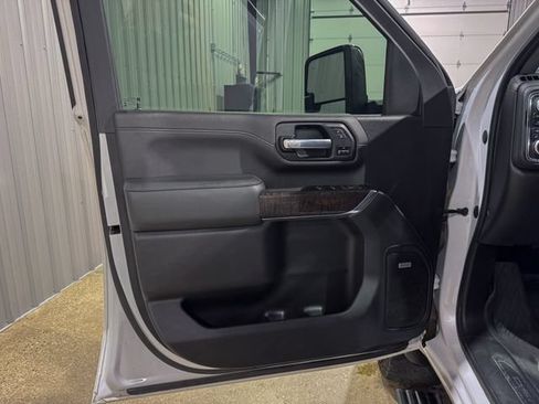 Used 2022 GMC Sierra 2500 Denali AWD/4WD image 10