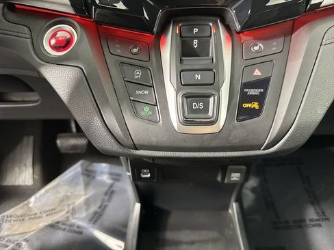 Used 2023 Honda Odyssey Sport image 18