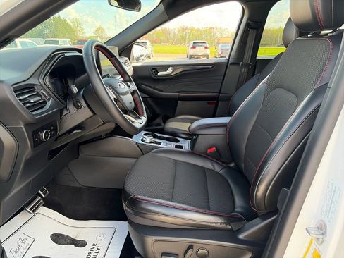 Used 2023 Ford Escape ST-Line Select w/ Tech Pack #1 AWD/4WD image 15