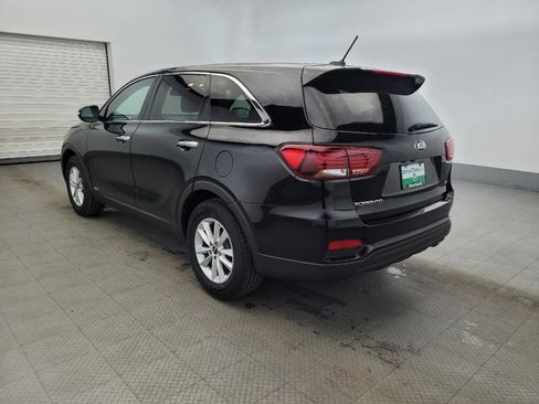 Used 2020 Kia Sorento LX image 5