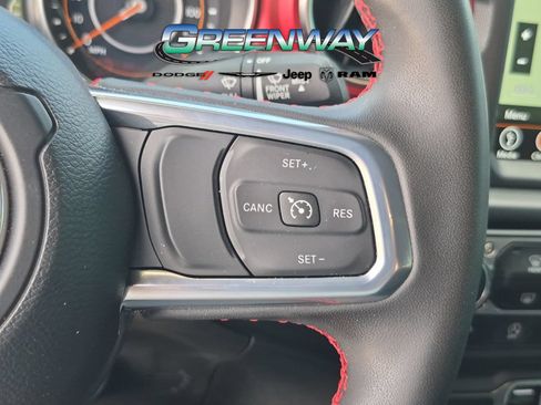 Used 2023 Jeep Gladiator Rubicon w/ LED Lighting Group AWD/4WD image 21