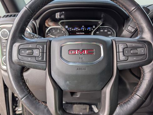 Used 2021 GMC Sierra 1500 AT4 w/ AT4 Premium Package AWD/4WD image 21