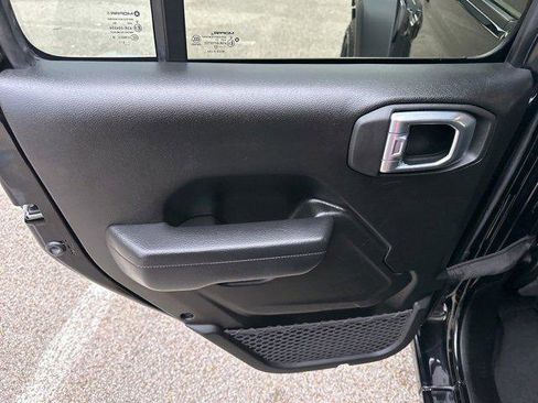 Certified 2022 Jeep Wrangler Unlimited Sport w/ Sun And Sound Package image 37