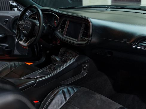 Used 2023 Dodge Challenger SRT Hellcat w/ Driver Convenience Group RWD image 37