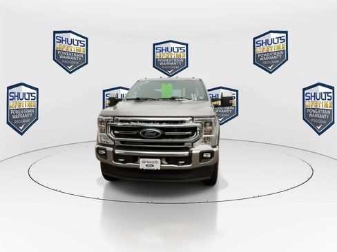 Used 2020 Ford F250 Lariat w/ Chrome Package image 3