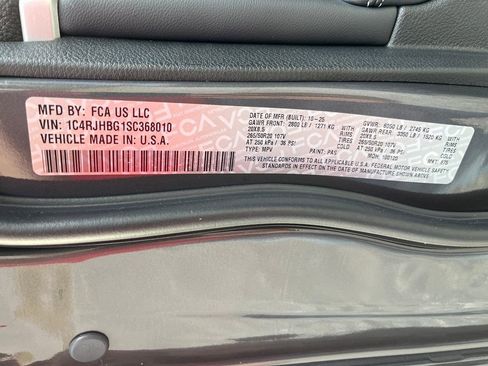 New 2025 Jeep Grand Cherokee Limited w/ Black Appearance Package image 42