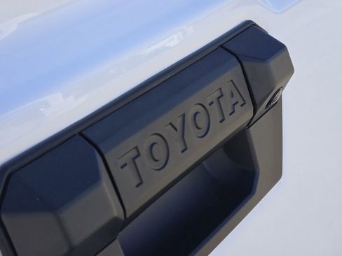 New 2026 Toyota Tacoma SR5 image 7